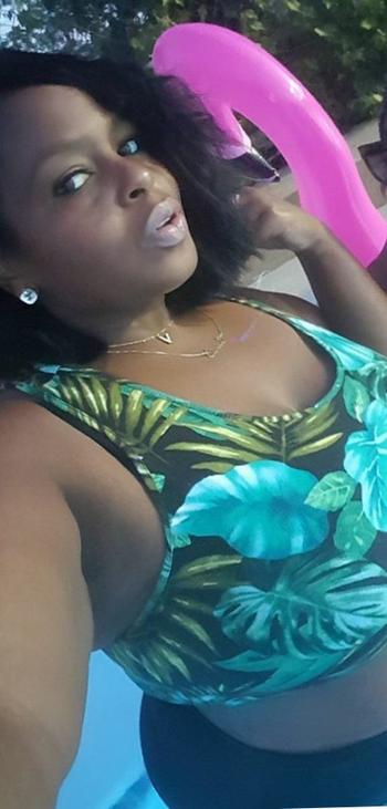 , 25 Caucasian female escort, Phoenix