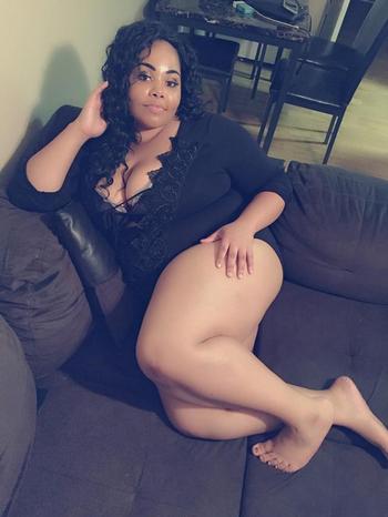 , 25  female escort, Phoenix