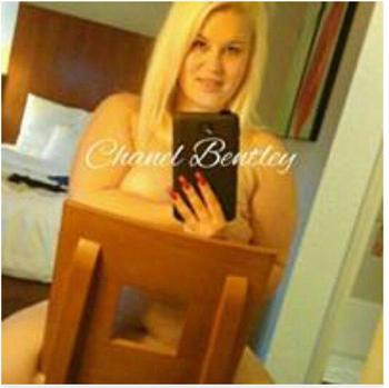 , 25  female escort, Phoenix