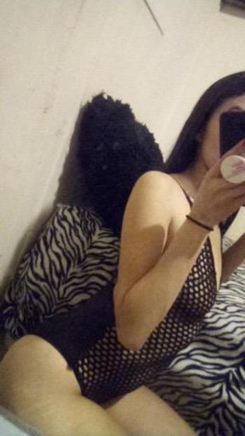 Gina, 23  female escort, Phoenix