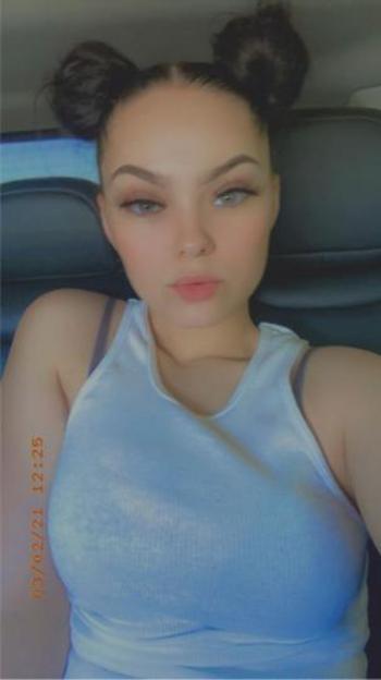 Parker, 21  female escort, Phoenix