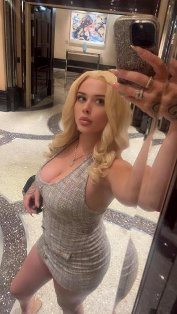 Taylor, 26  female escort, Phoenix