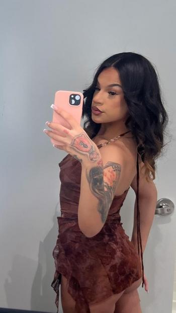 Dusse, 21  female escort, Phoenix